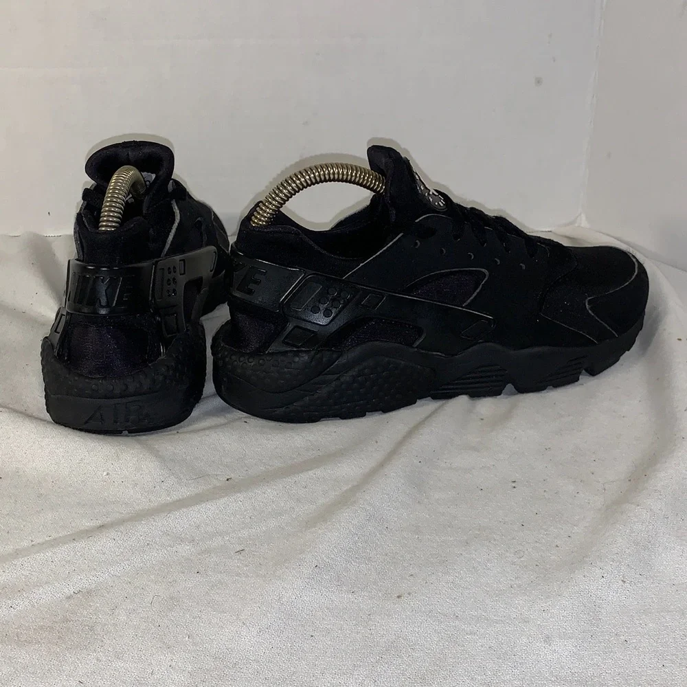 Nike Women’s Air Huarache Black/Black Anthracite Running Shoes